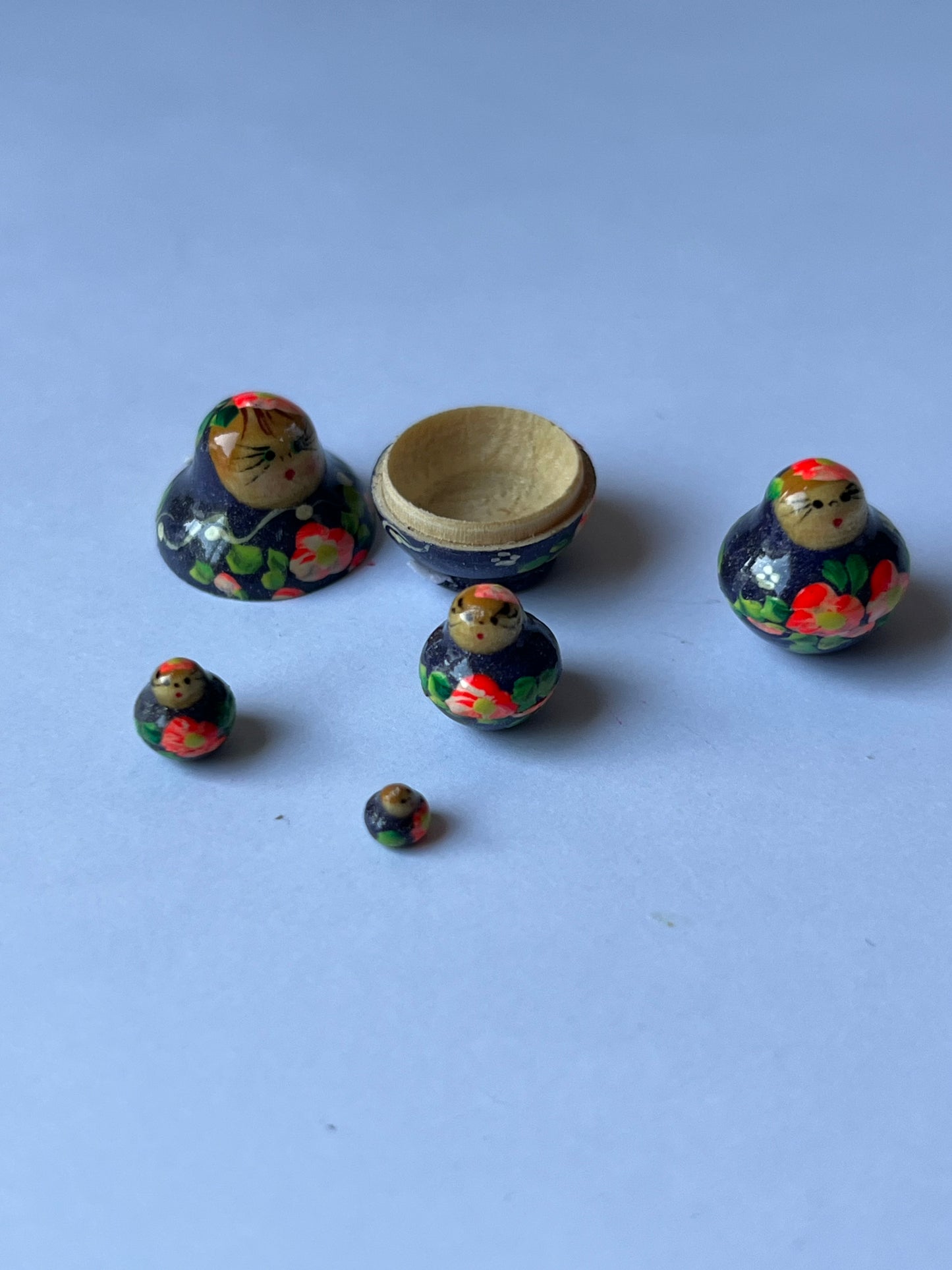 Matroesjka pop set van 5 donker blauw