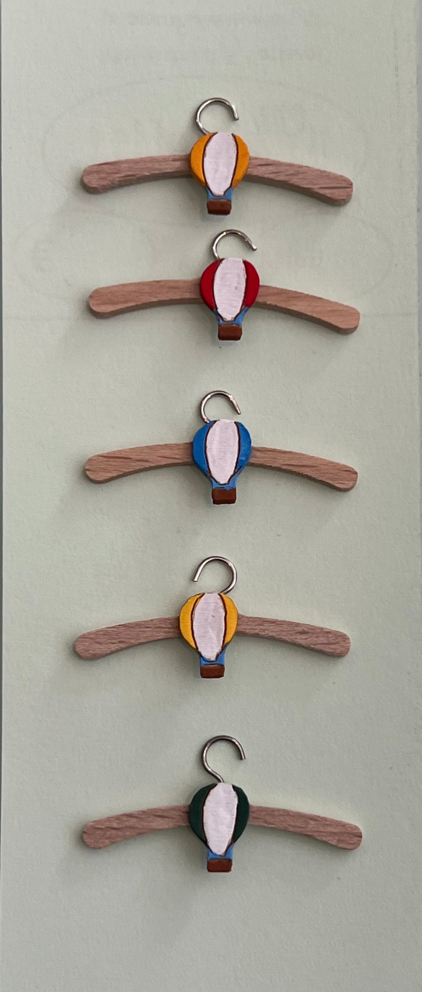 Kledinghangers met luchtballon