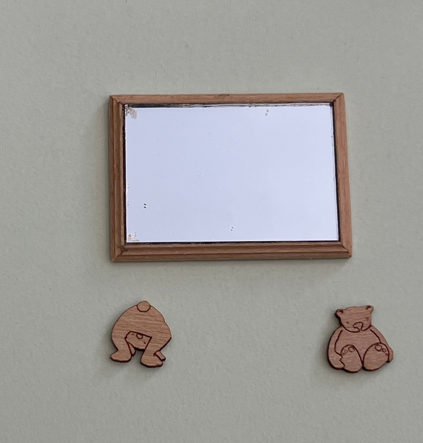 Spiegel met beertjes