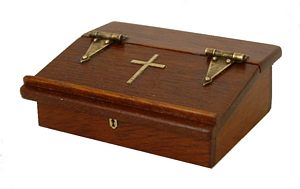 McQueenie bouwpakket Bible Box